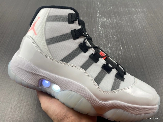 Kicktheory Jordan Plug) White Air Adapt DD3522-100 11 (CN 0709